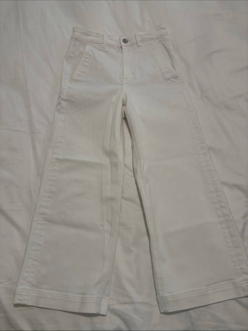 Everlane White Copped Wide Leg Short Jeans